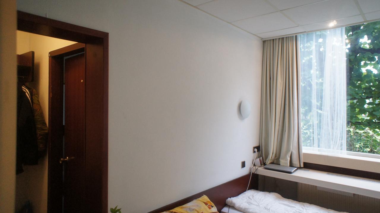 The Budget Hotel Hazerswoude-Rijndijk Esterno foto