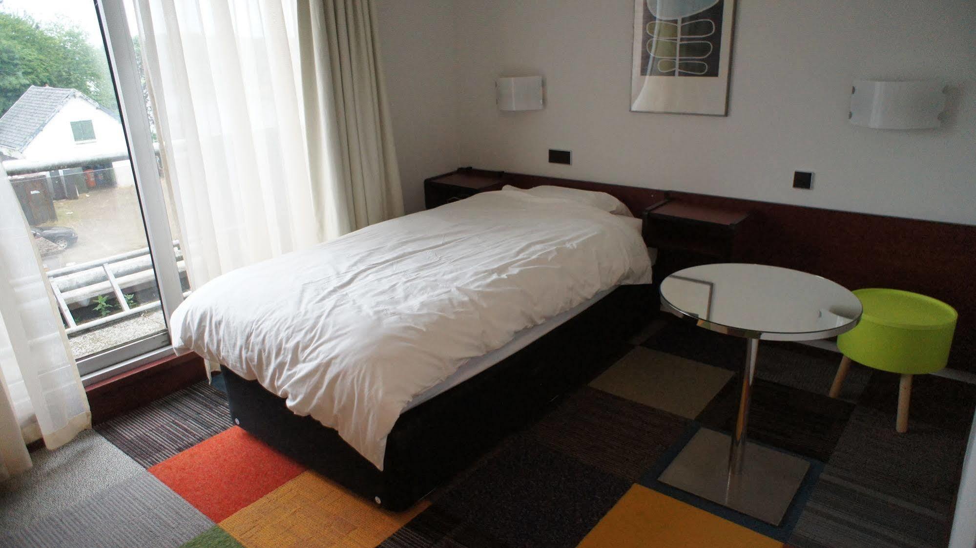The Budget Hotel Hazerswoude-Rijndijk Esterno foto